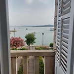 Διαμέρισμα Karmen By The Sea