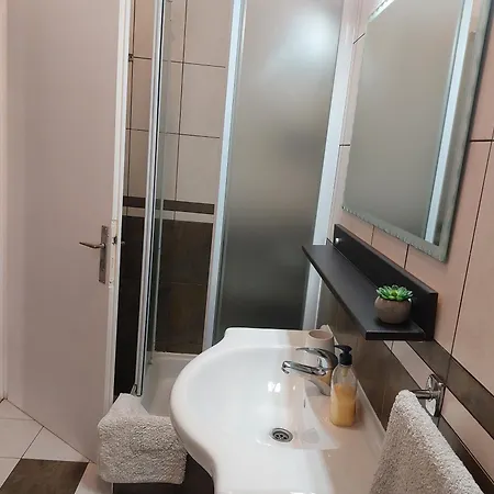 Karmen By The Sea Διαμέρισμα Orebić