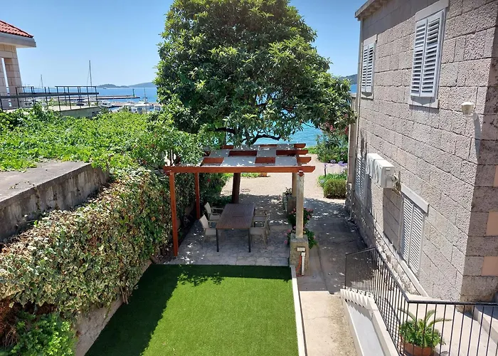 Karmen By The Sea Appartement