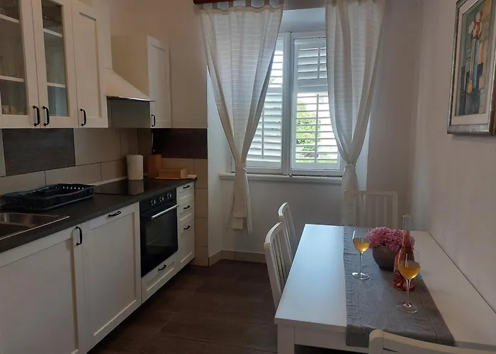 Appartement Karmen By The Sea