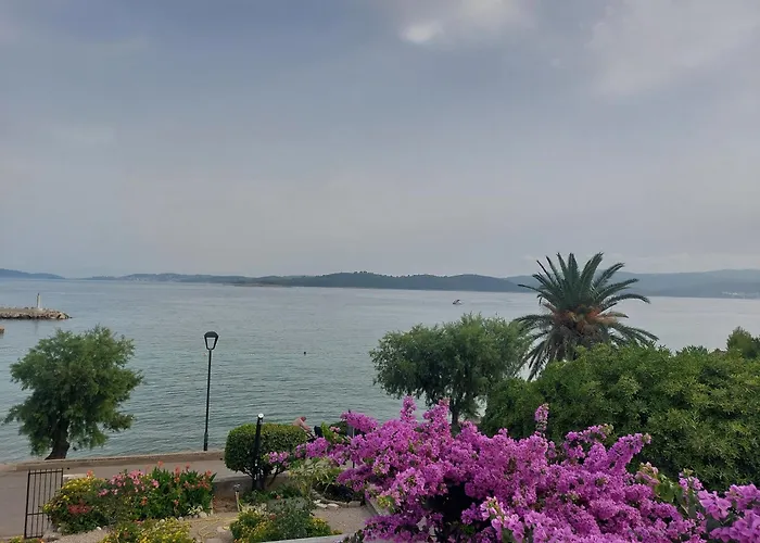 Karmen By The Sea